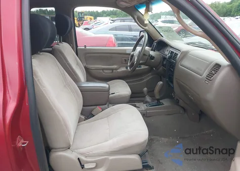 2002 Toyota Tacoma Base V6 из США, поврежденный, VIN 5TEWN72N72Z109832